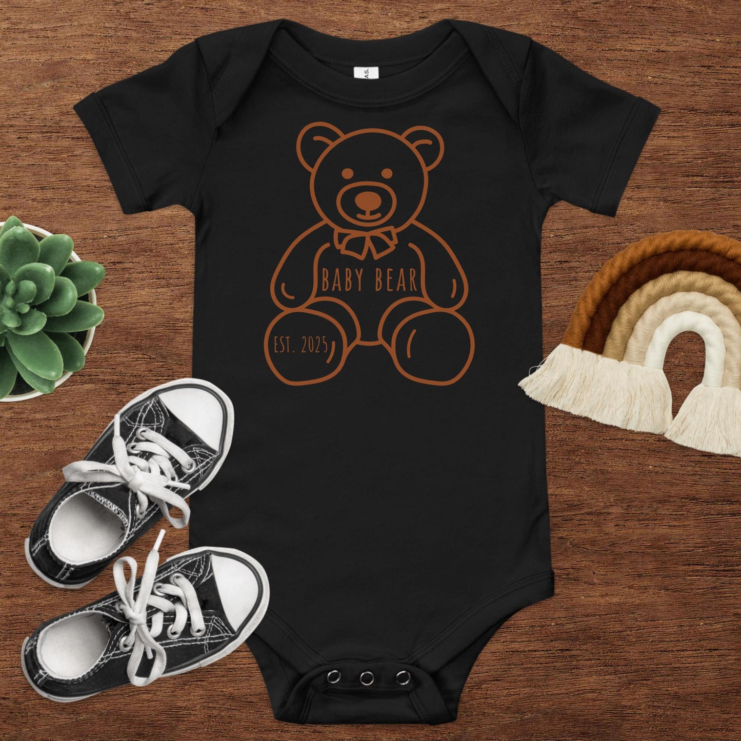 "baby bear est. 2025" - Baby short sleeve one piece