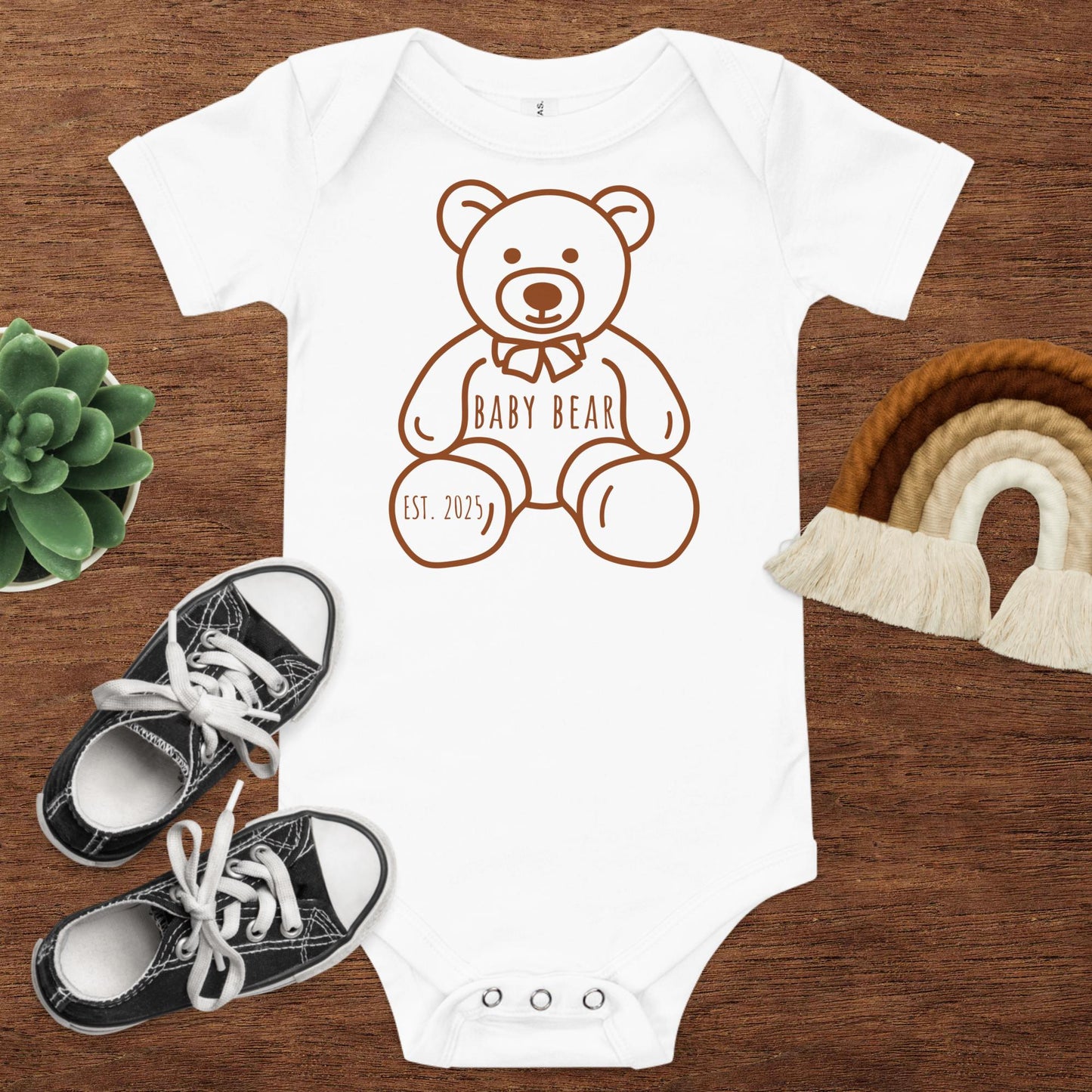 "baby bear est. 2025" - Baby short sleeve one piece